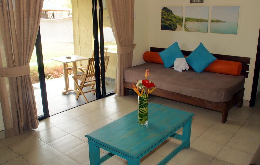 Anelia Villas & Spa Flic-en-Flacq Rum bild
